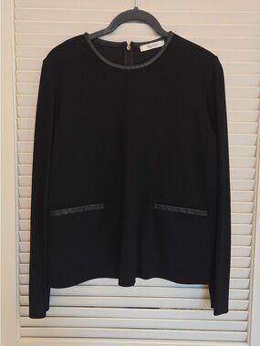 MaxMara Black Crewneck Top with Trim Accents size Medium